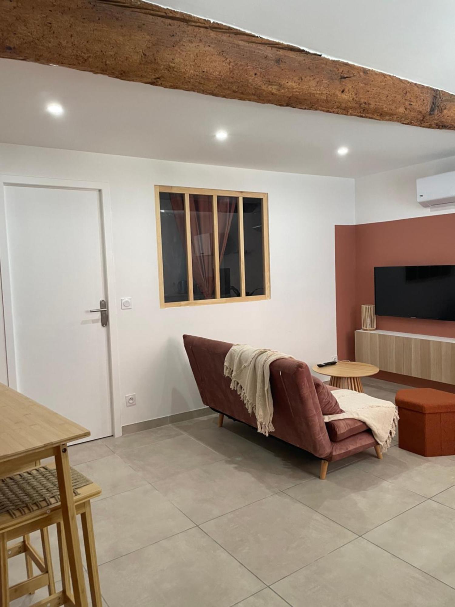 Entre Tendance Et Authenticite - La Voute Nimes Exterior foto